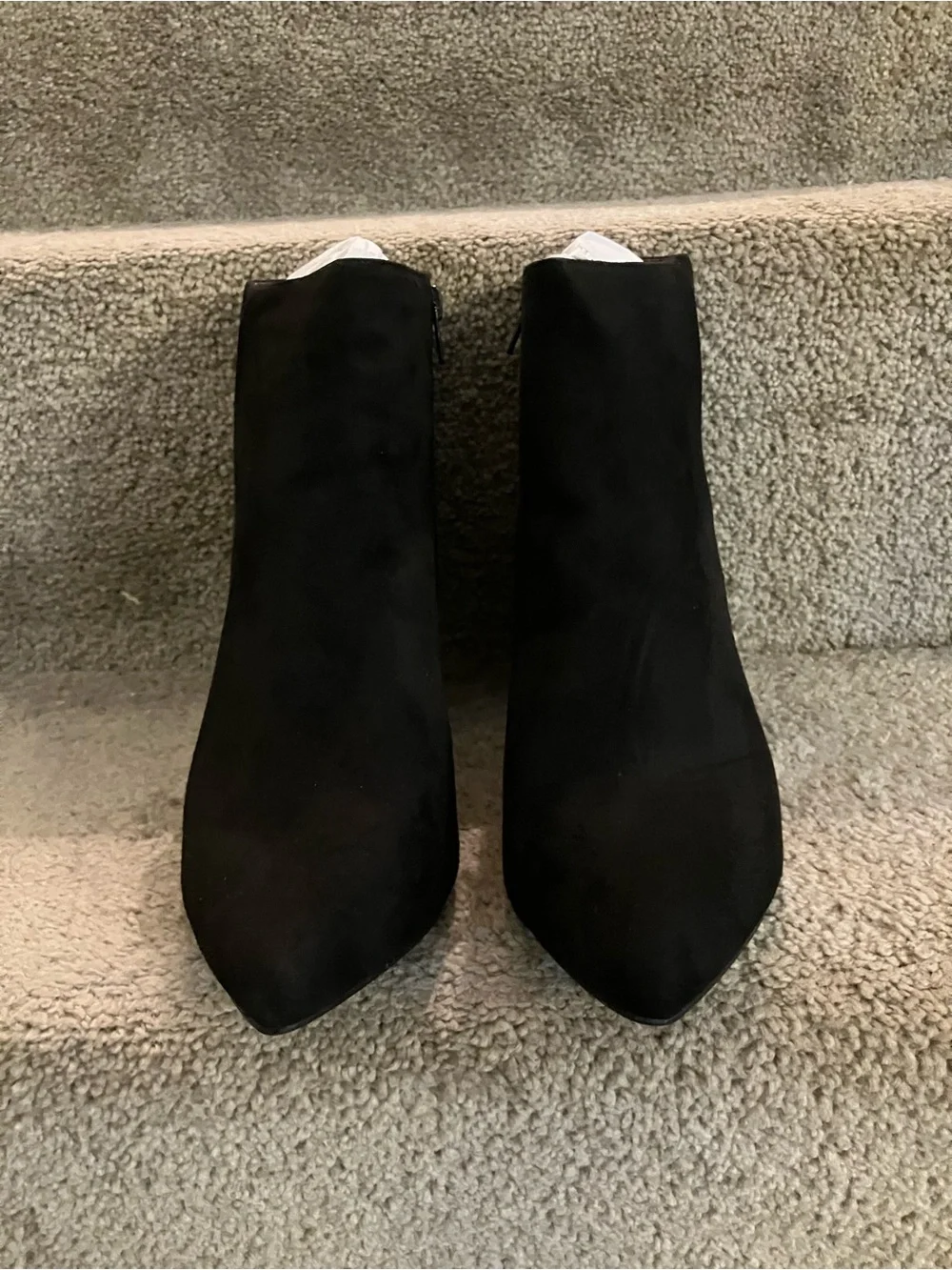 NWB X2B NESSA 1 FAUX SUEDE POINTED TOE BLOCK HEEL ANKLE BOOTS VEGAN SIZE 10